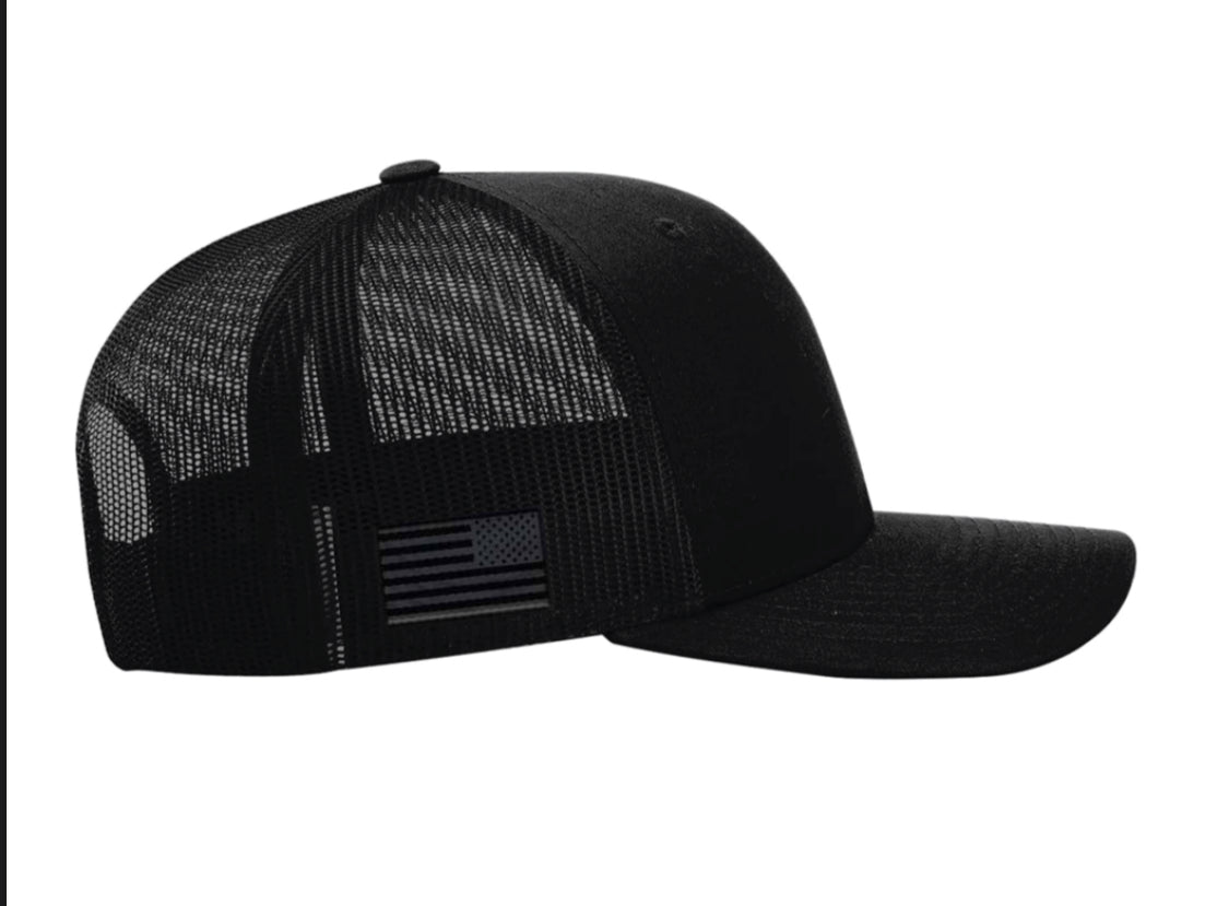 TRUCKER - AMERICAN Flag Blackout Hat